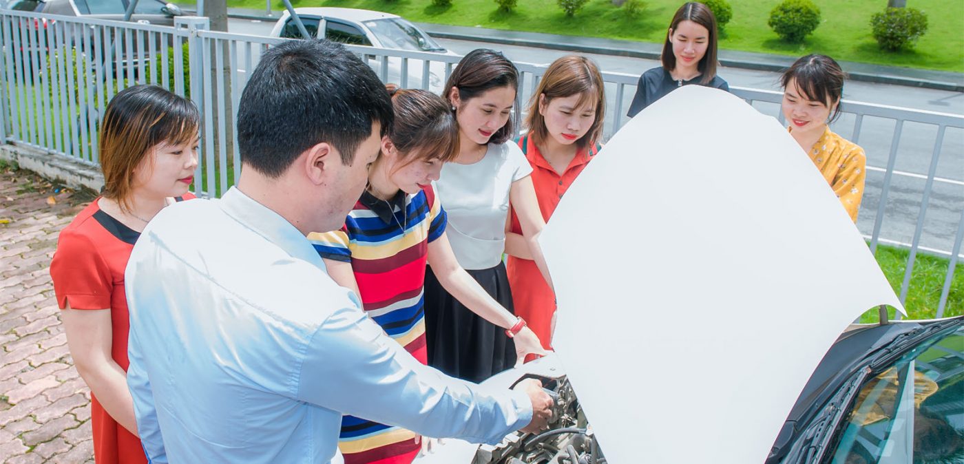 LÁI XE THỰC CHIẾN Mr KÍNH