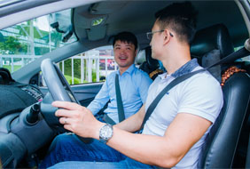 LÁI XE THỰC CHIẾN Mr KÍNH