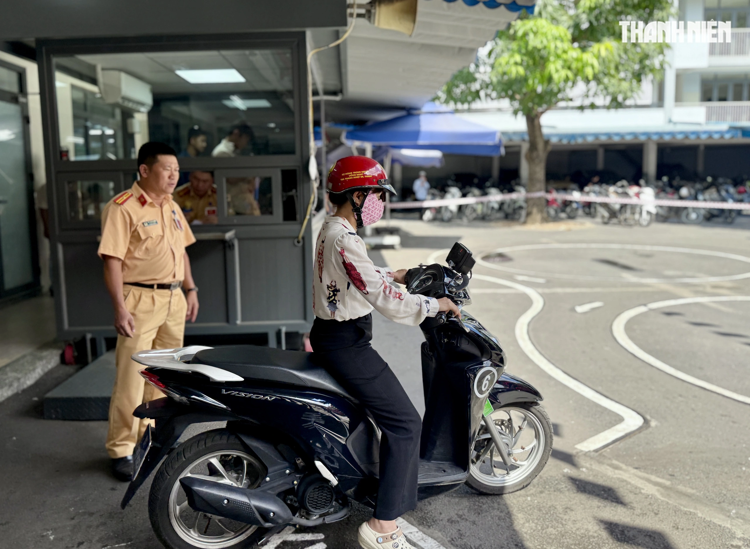 LÁI XE THỰC CHIẾN Mr KÍNH