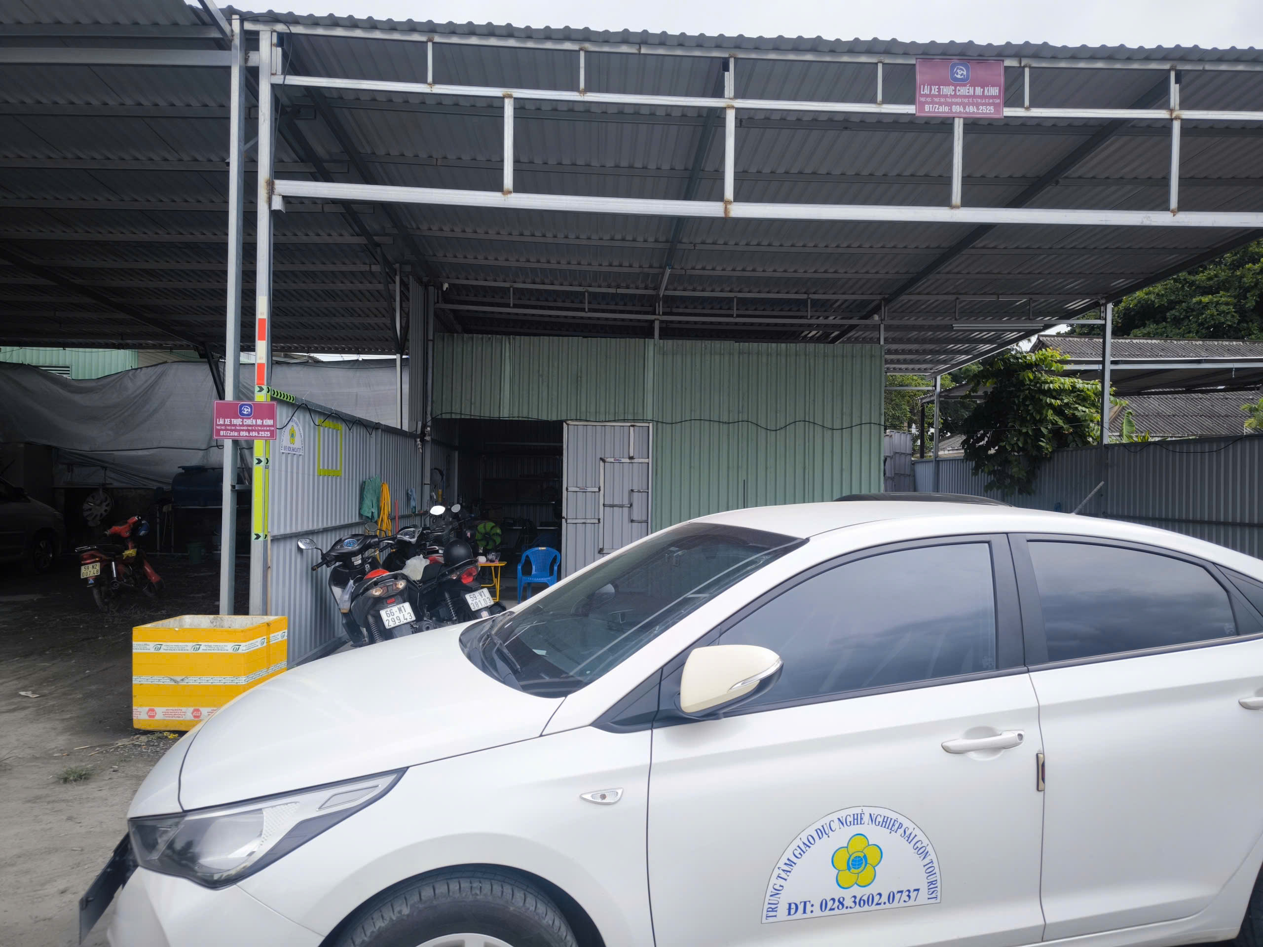 LÁI XE THỰC CHIẾN Mr KÍNH