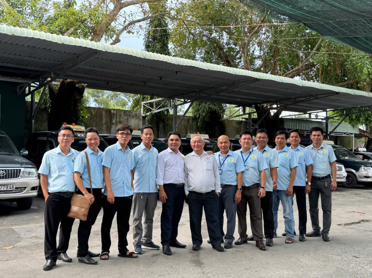 LÁI XE THỰC CHIẾN Mr KÍNH