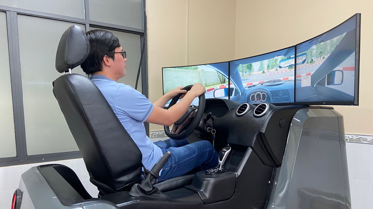 học lái xe ô tô với 3 giờ cabin mô phỏng